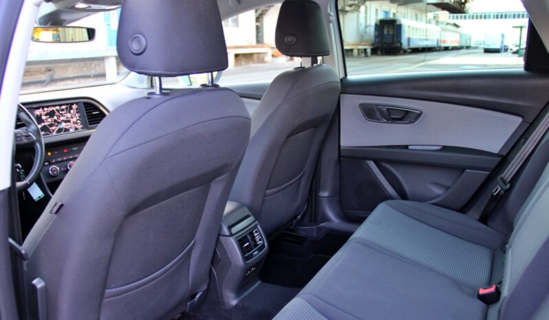 SEAT Leon ST 2.0 TDI CR Style DSG voll